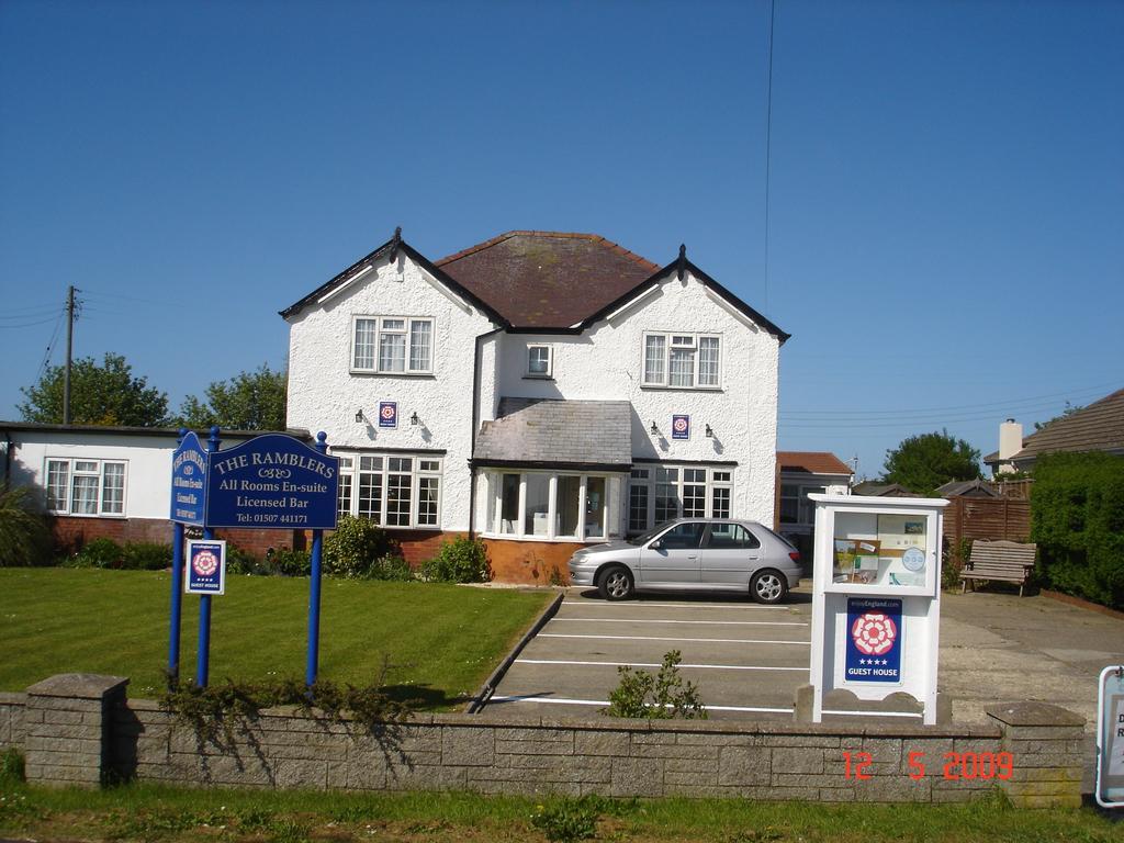 The Ramblers Hotel Trusthorpe Buitenkant foto