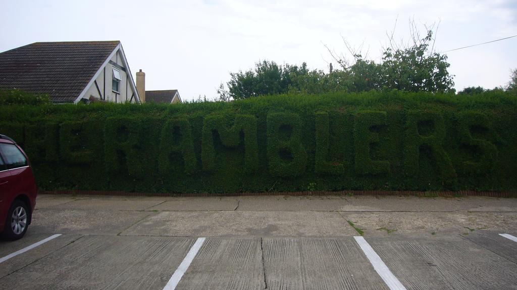 The Ramblers Hotel Trusthorpe Buitenkant foto